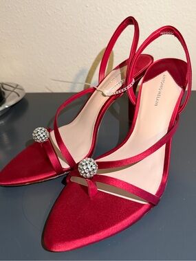NWT ANTONIO MELANI Red Satin Slingback Heels with Rhinestone Orb